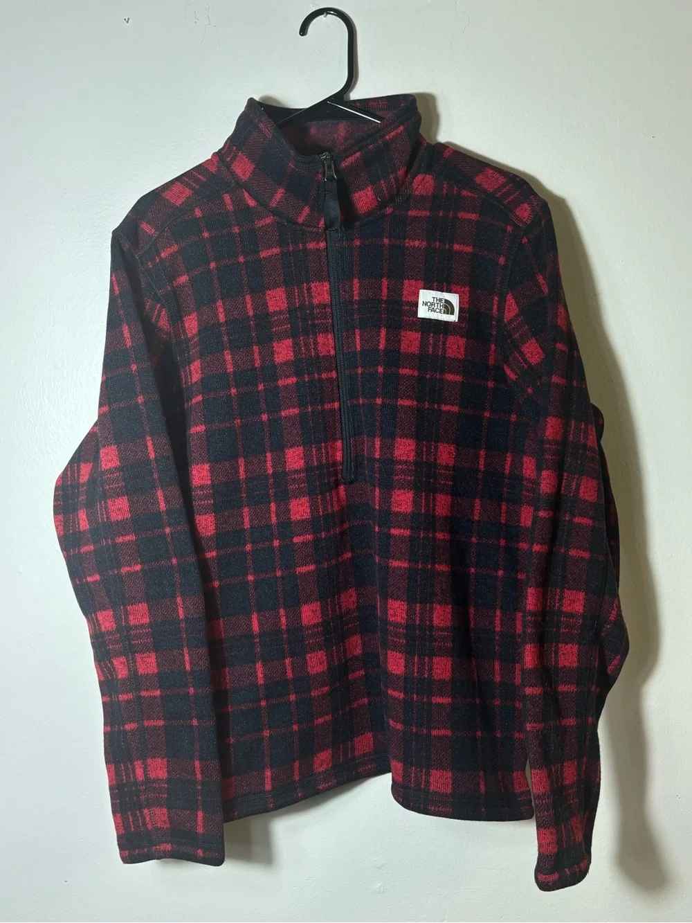 The North Face Men’s M Red Black Plaid Fleece Quarter Zip Pullover Jacket